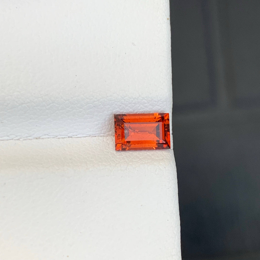 1.00 Carat Bright Orange Spessartite Garnet Baguette Cut Tanzanian Untreated VVS