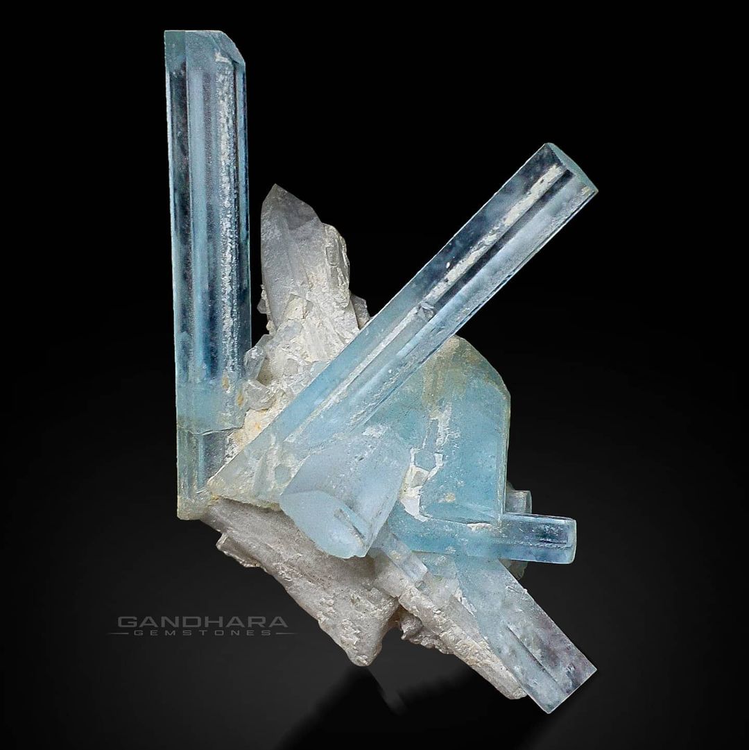 87 Grams Aquamarine Crystals with Well Crystallized Quartz and Albite