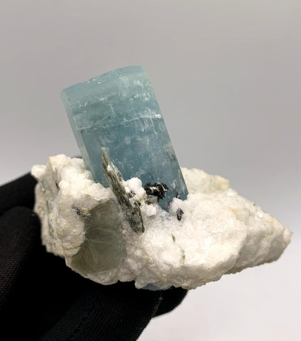 Aquamarine With Hematite Rosette On White Albite