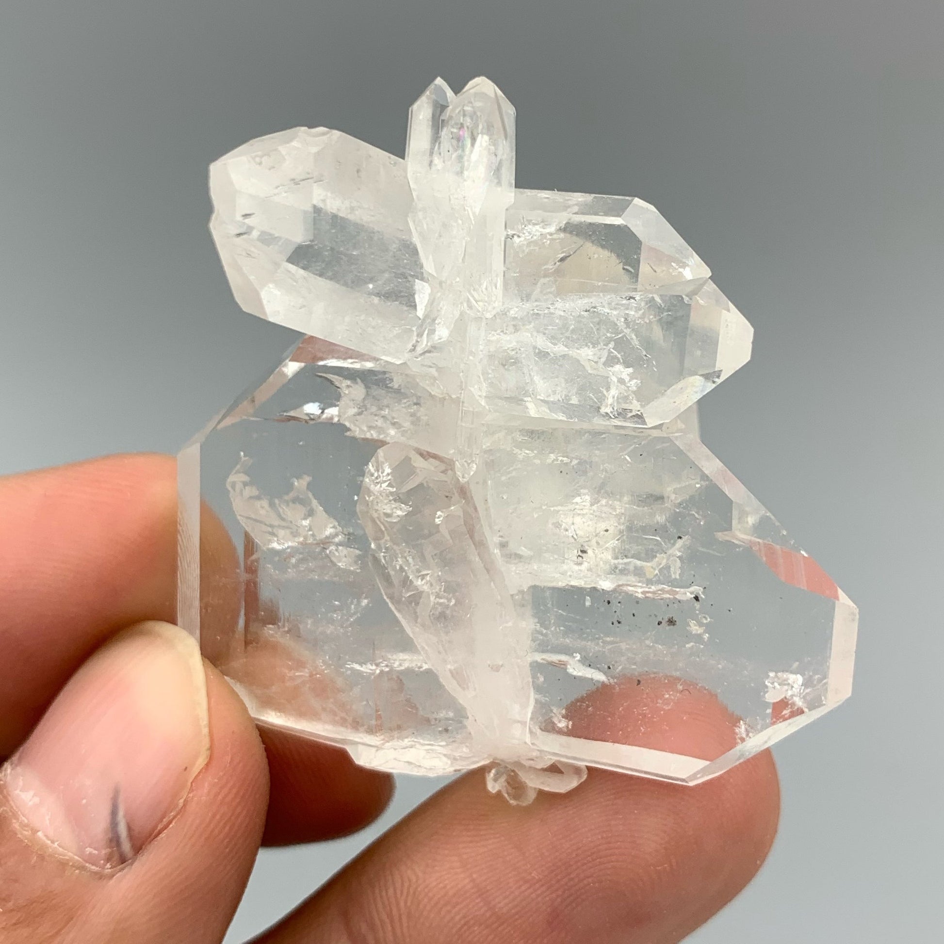 Butterfly Shape Adorable Faden Quartz Cluster