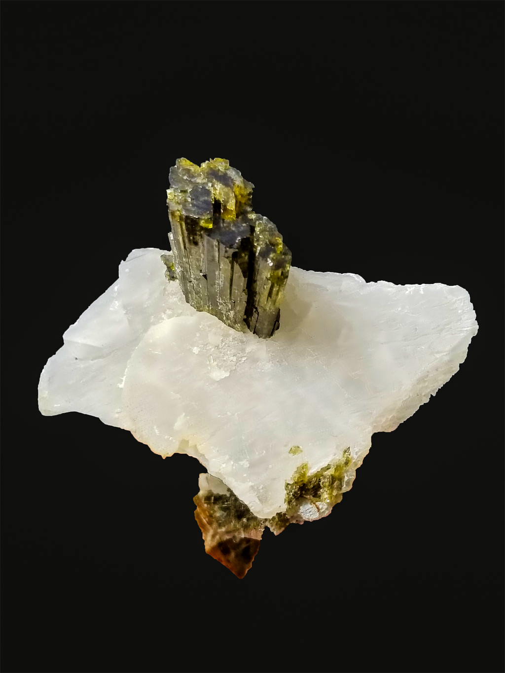15 Grams Beautiful Green Epidote Crystal with Unusual Calcite Cap