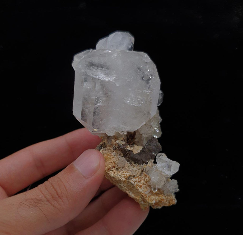 Focal Faden Quartz Crystal On Matrix With Brookite And Siderite