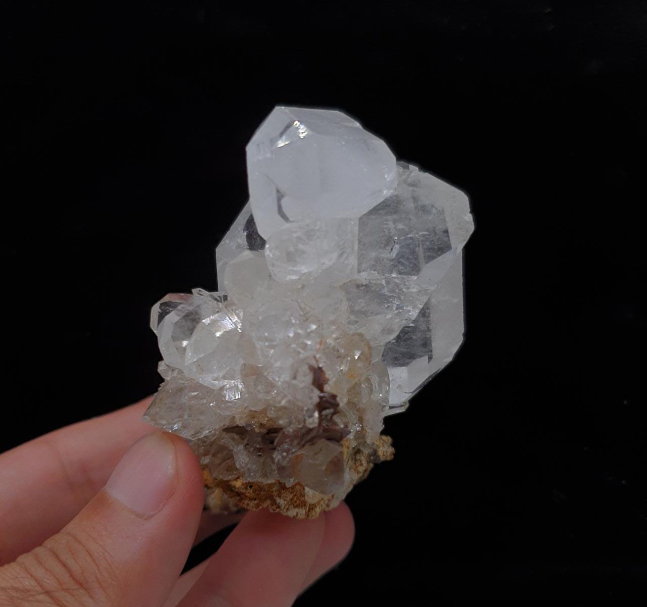 Focal Faden Quartz Crystal On Matrix With Brookite And Siderite