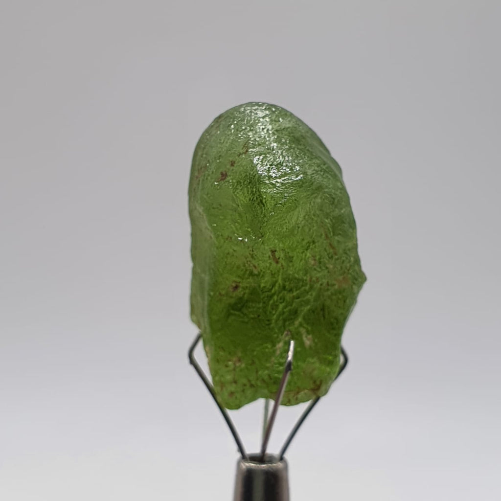 Gemmy Apple-Green Peridot With Stubby Round Termination