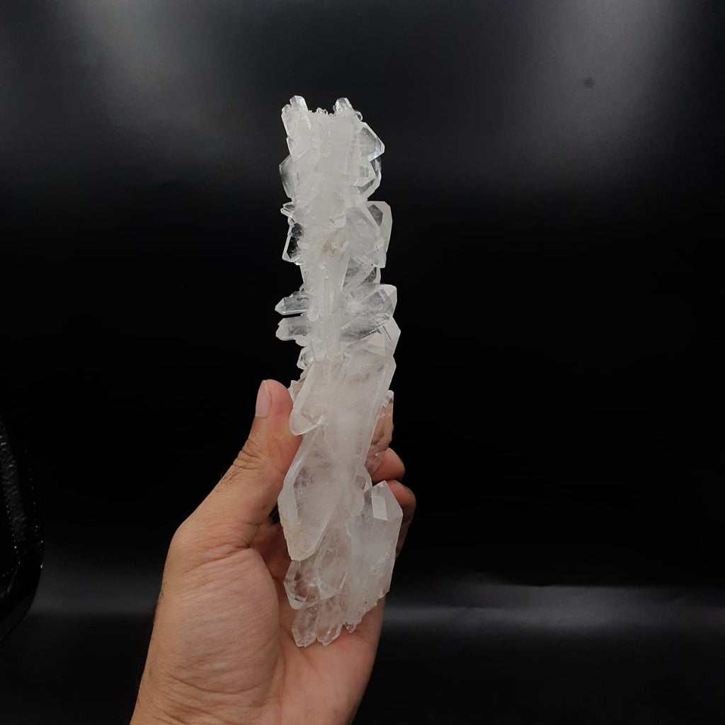Gorgeous and Sculptural Stacking of Faden Quartz Crystals