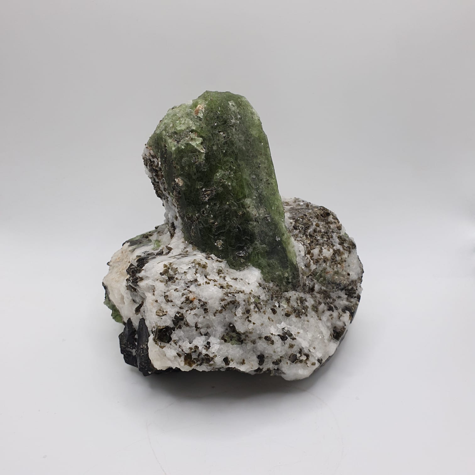 Impressive Diopside Crystal on Calcite with Graphite