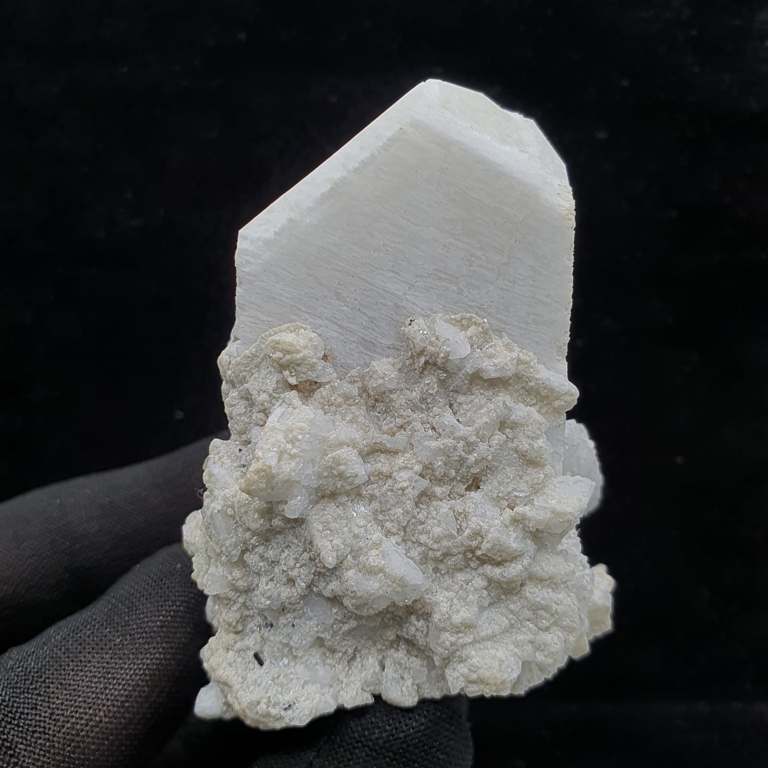 Lovely Baveno Twinned Microcline With Cleavelandite