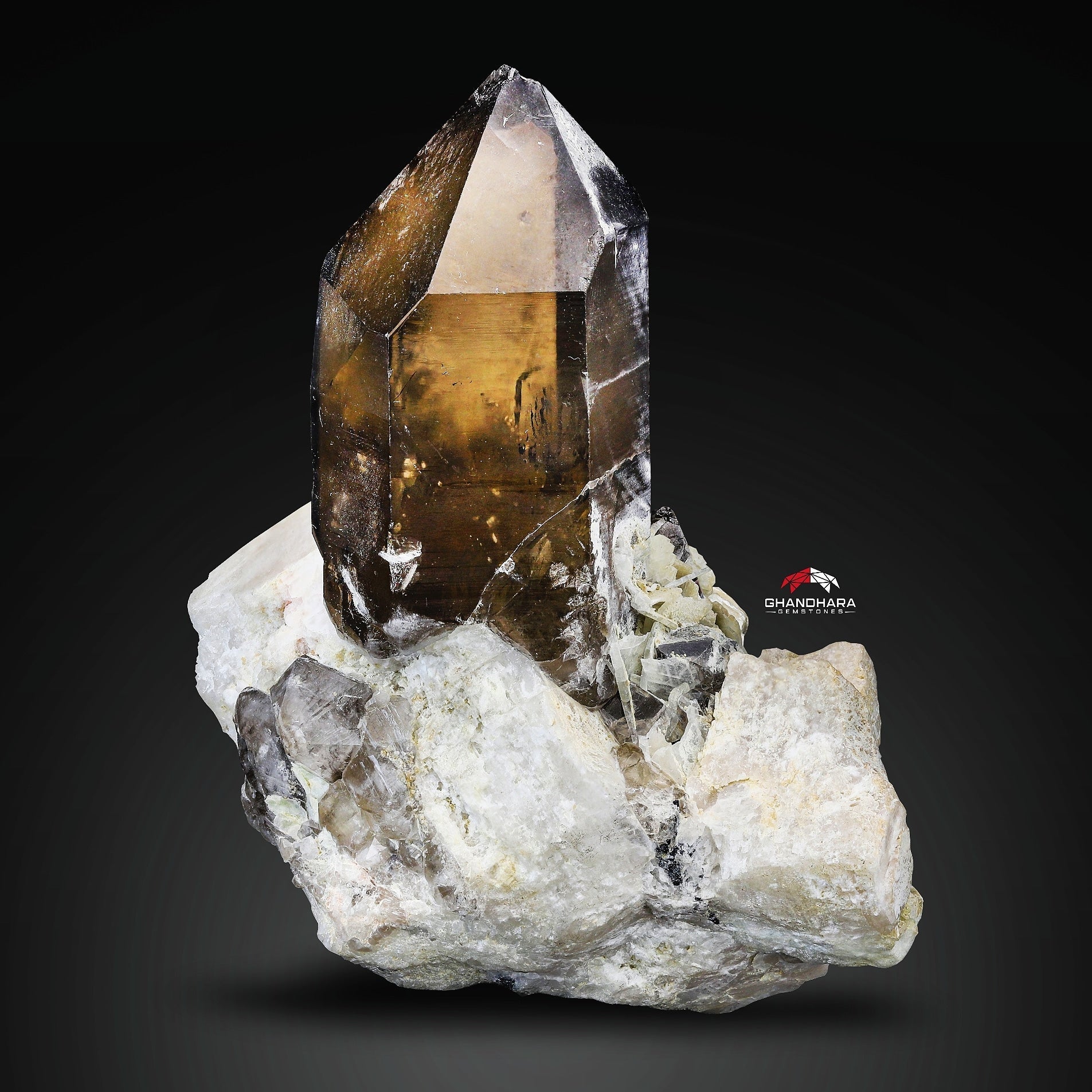 Lusterious Vibrant Color Smoky Quartz Crystal On Contrasting White Albite Matrix