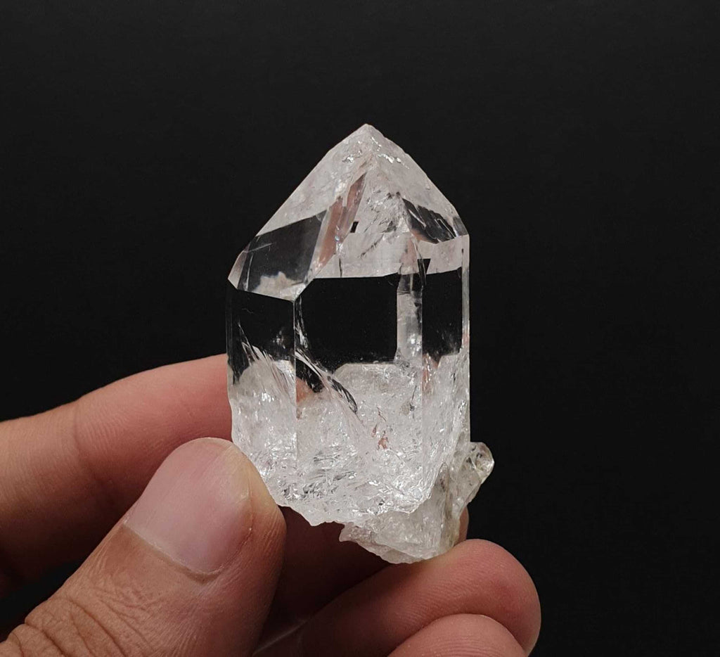 Lusterious Crystal Clear Quartz Mineral