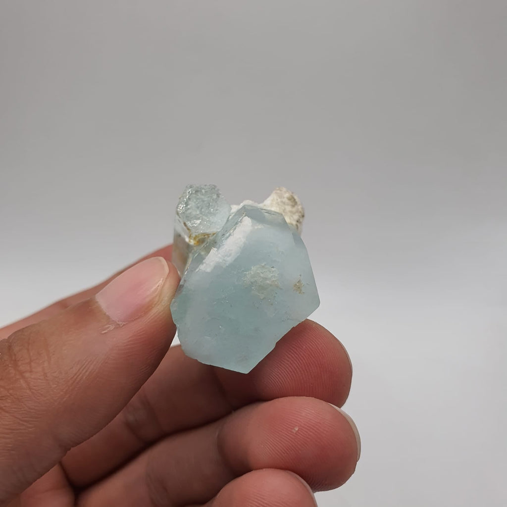 Lovely And Artistic Piece Of Double Terminated Aquamarine With Albite