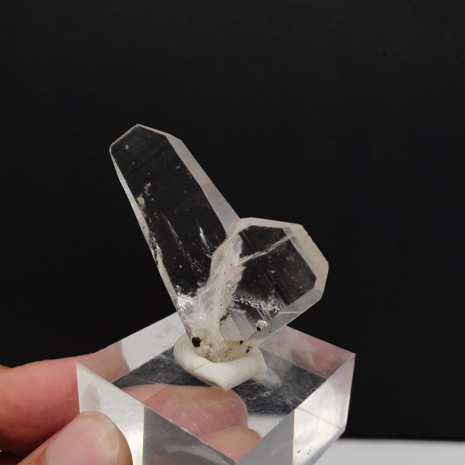 Rare Japan Law Twin Quartz With Excellent Transparency