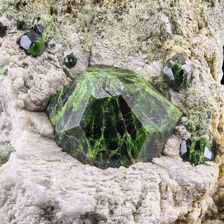 crystallography for lustrous Demantoid Green Garnet on Calcite from Iran
