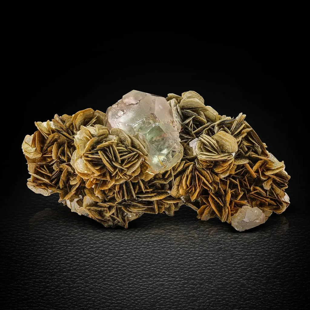 Fluorite Crystal on Muscovite with Excellent Transparency from Pakistan