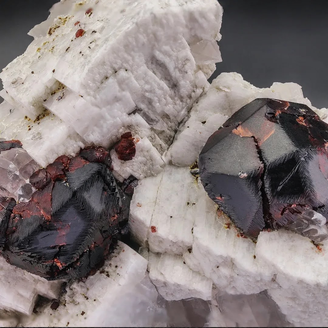 Red Spessartine Garnet Crystals on Albite with Quartz from Pakistan