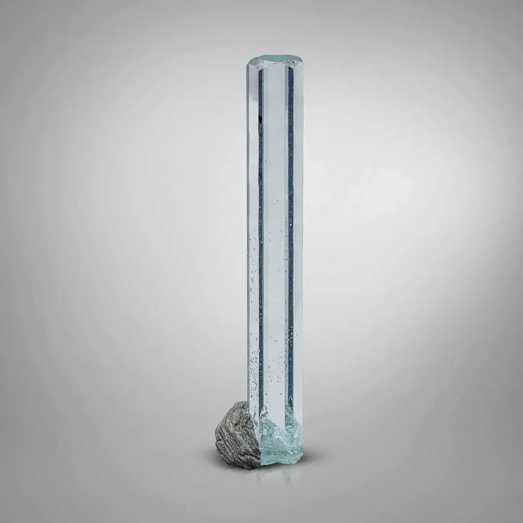 Elongated Aquamarine Crystal with Muscovite Matrix From Pakistan