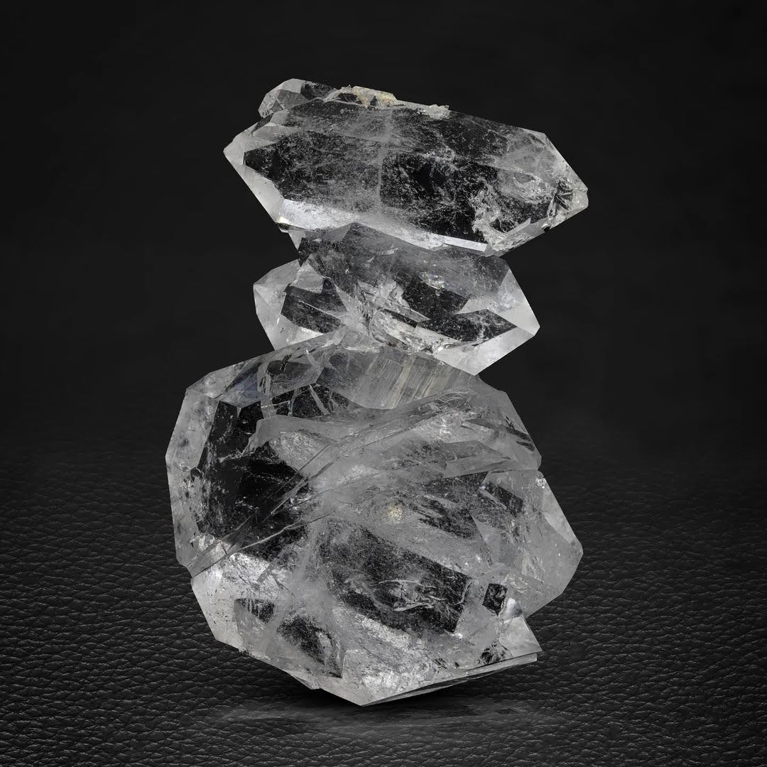Stacking of Double Terminated Faden Quartz Crystals from Pakistan