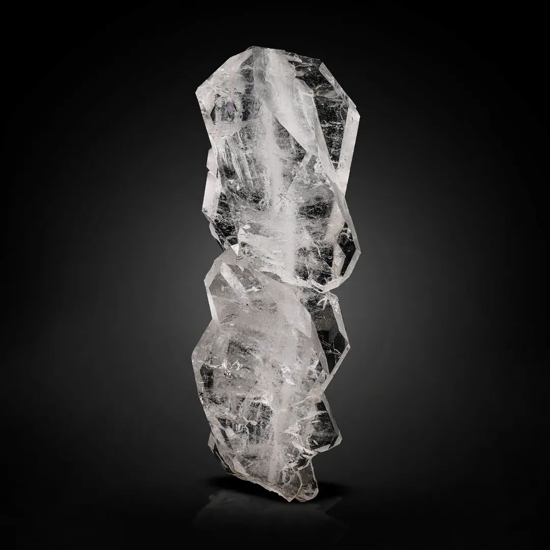 Large Cabinet Size Museum Grade Faden Quartz with Excellent Quality from Pakistan