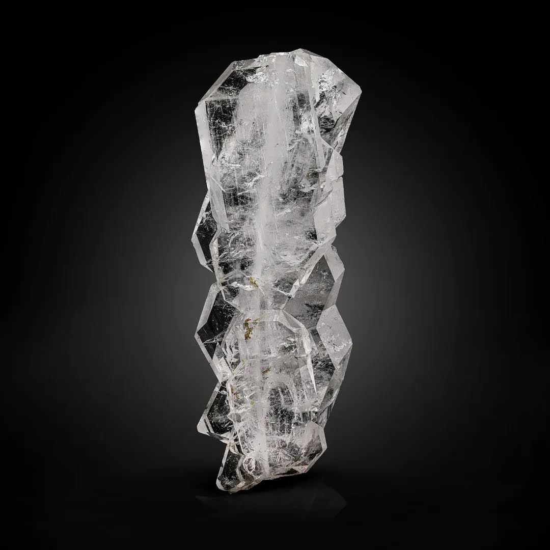 Large Cabinet Size Museum Grade Faden Quartz with Excellent Quality from Pakistan