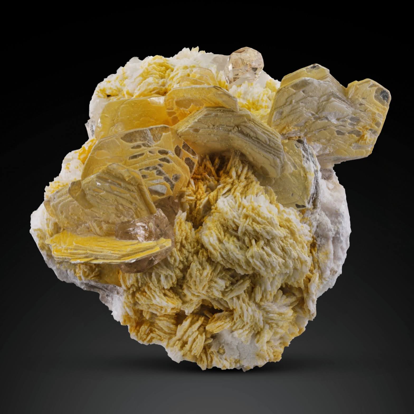 arrangement of Muscovite Mica with Topaz on Cleavelandite from Pakistan