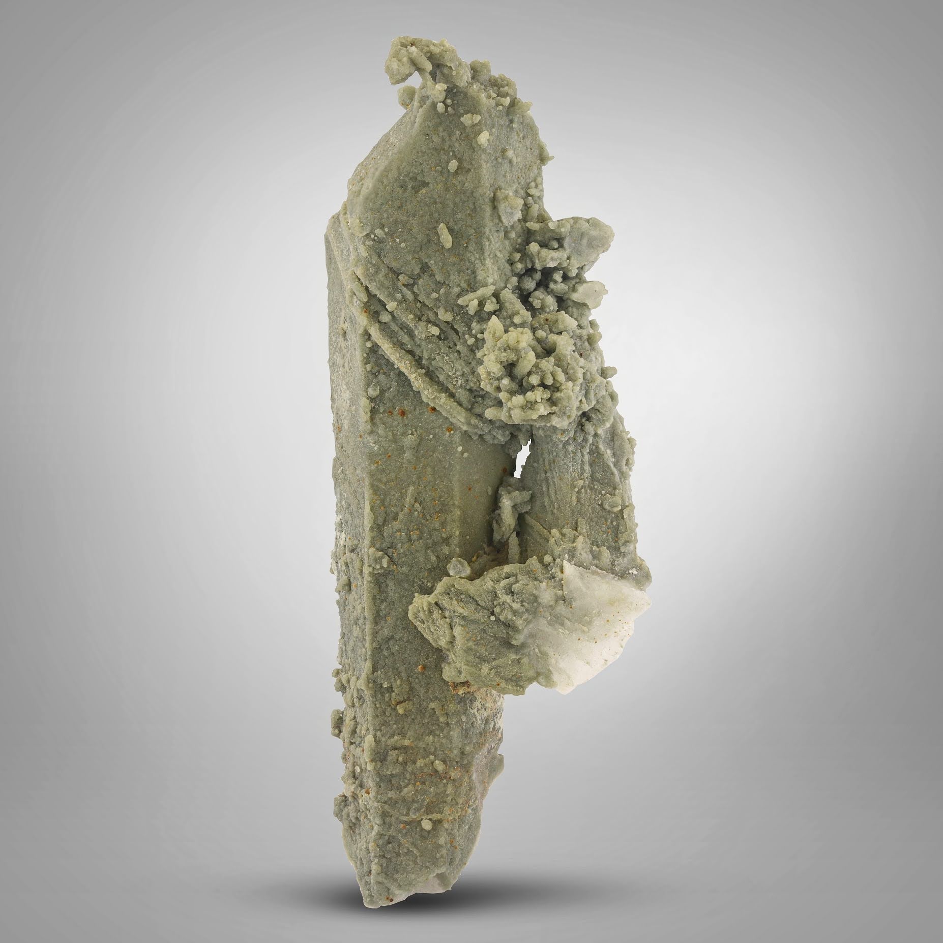 Sculptural and colorful specimen of Chlorite Quart from Pakistan