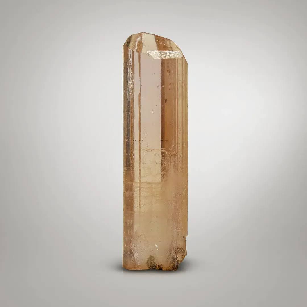 Prismatic Crystal of Topaz Crystal with Excellent Transparency from Pakistan