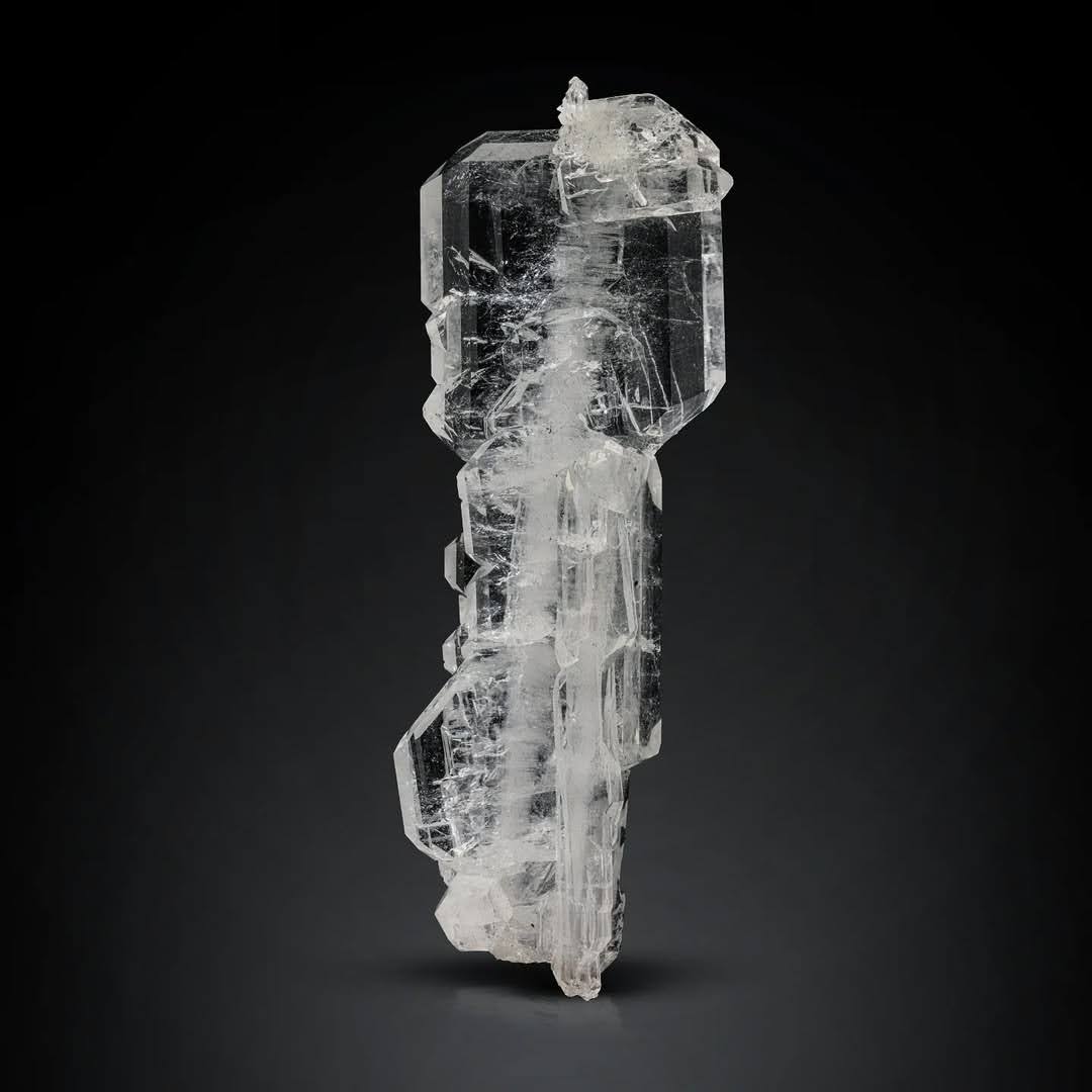 Glassy Cluster of Pointed Terminated Faden Quartz Crystal from Pakistan
