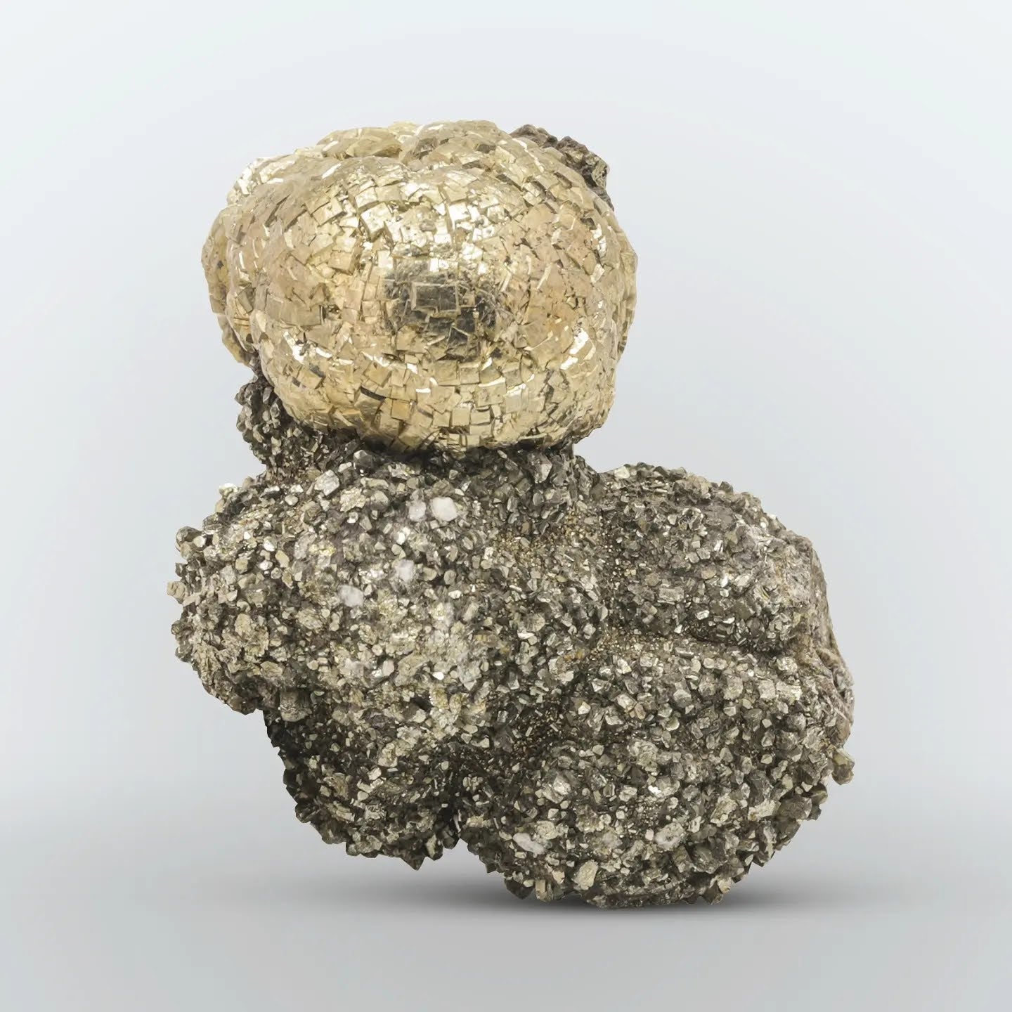 crystallography for Pyrite on Muscovite with great contrast from Pakistan