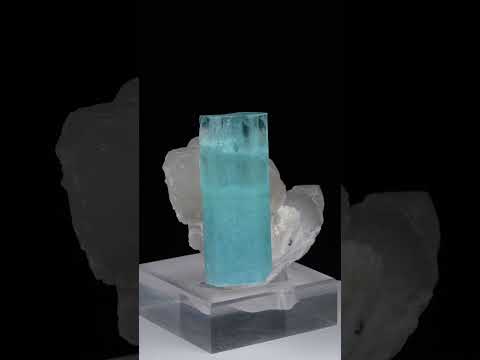 Aquamarine on Quartz 1522g Mineral Specimen From Pakistan