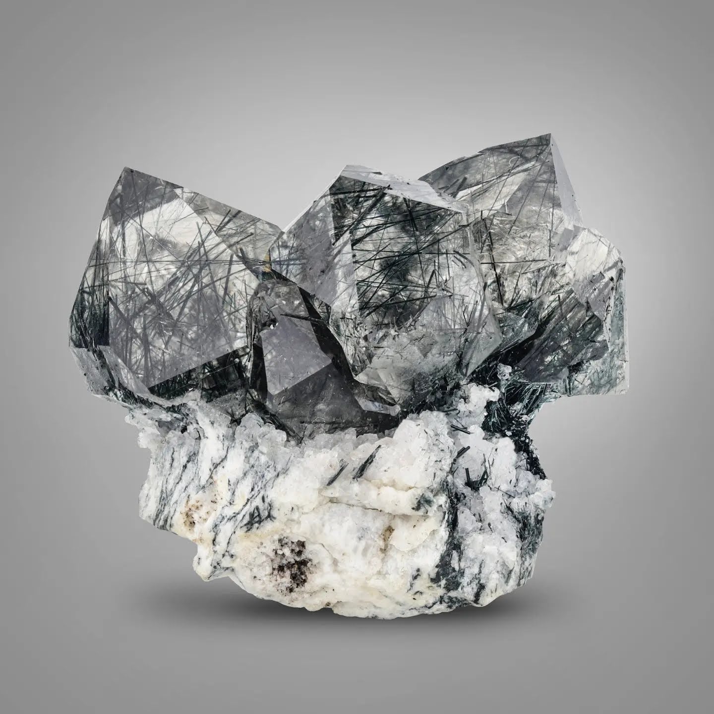 Manganeso Riebeckite rutile included Quartz on matrix from Pakistan
