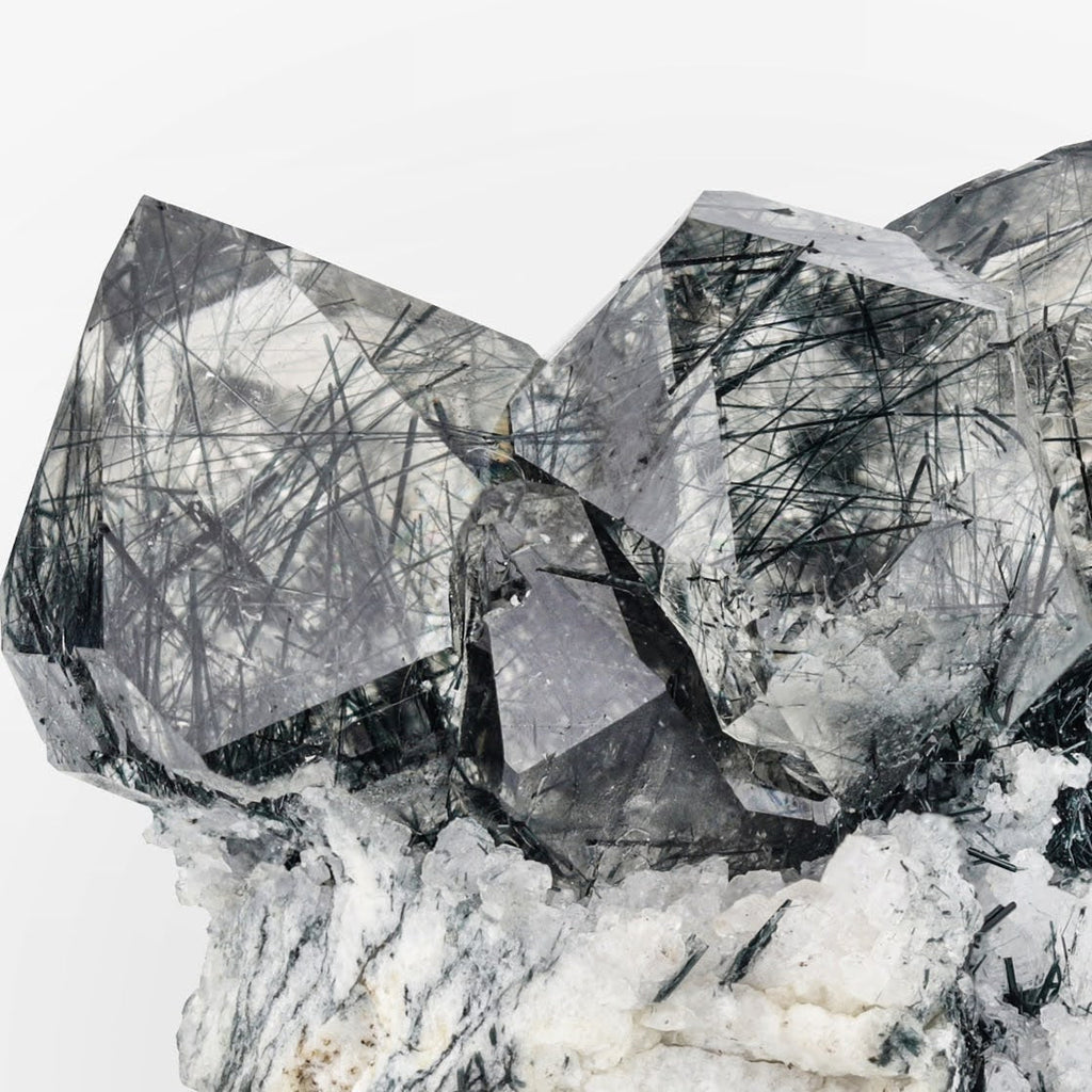 Manganeso Riebeckite rutile included Quartz on matrix from Pakistan