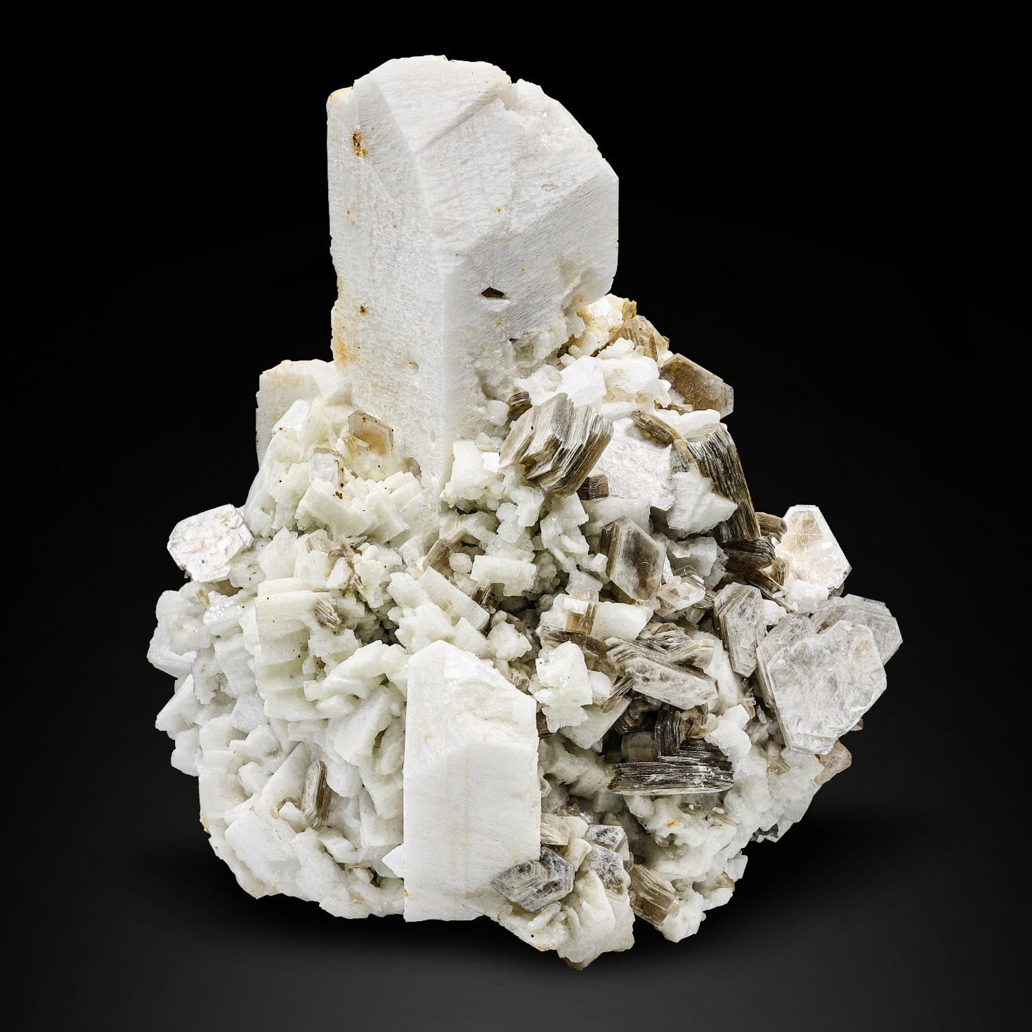 Feldspar On Cleavelandite With Muscovite From Pakistan