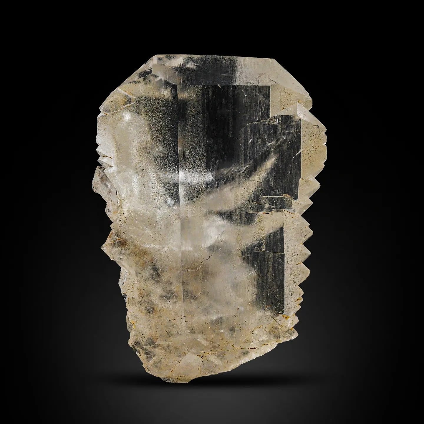 Gwindel Quartz Crystal With Excellent Transparency From Pakistan