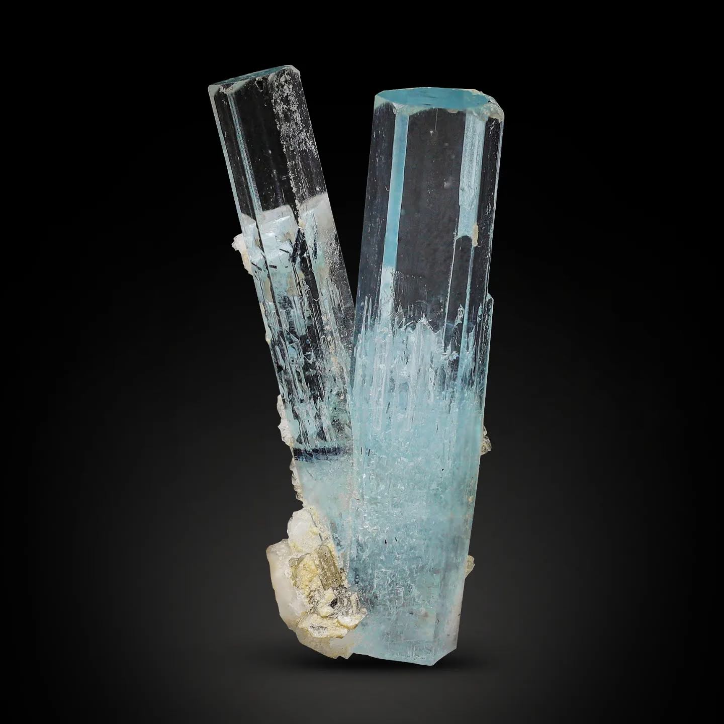 Twin Aquamarine Crystals With Albite From Pakistan